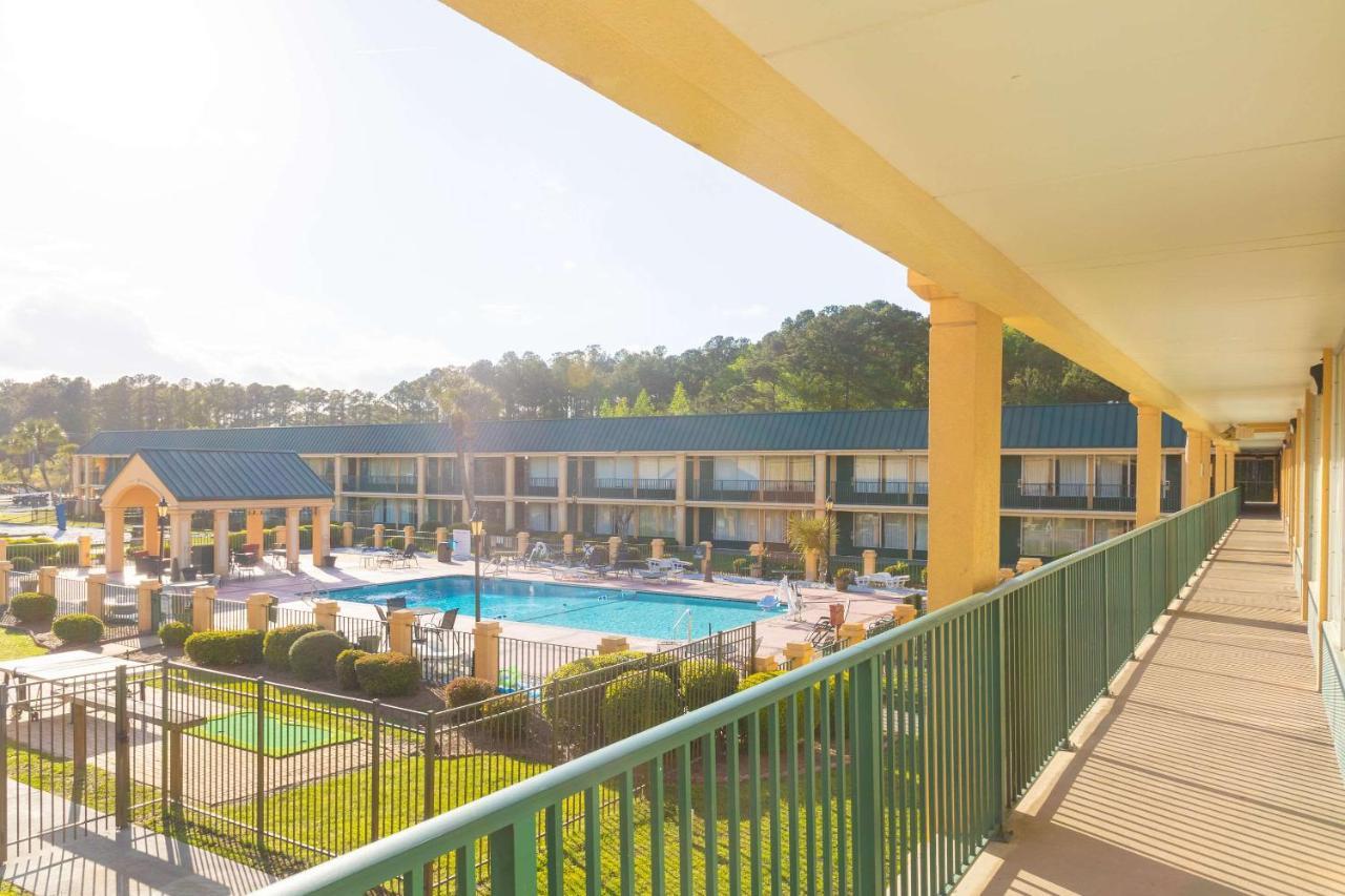 Quality Inn Richmond Hill - Savannah I-95 Exterior foto